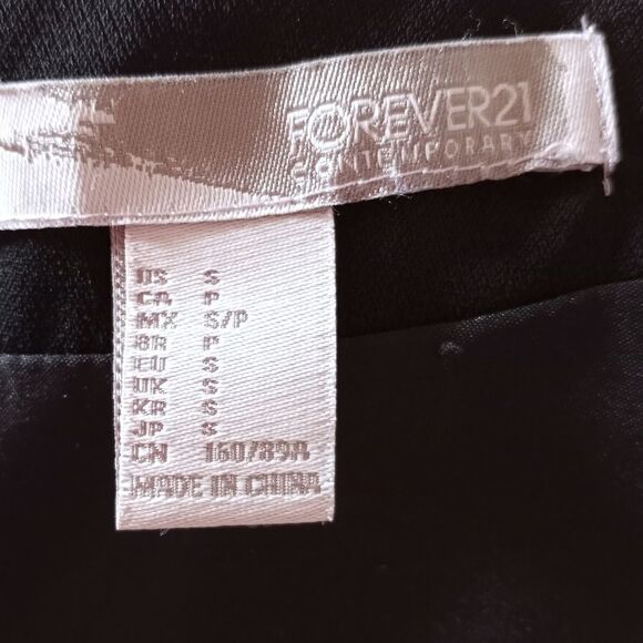 FOREVER 21 BLACK BEADED SHOULDERS SHIRT DRESS SZ.S EUC - Picture 8 of 8